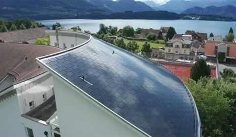 Szwajcarska firma oferuje dachówki solarne na każdy dach
