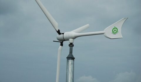 Dotacje na przydomowe elektrownie wiatrowe w 2024?
