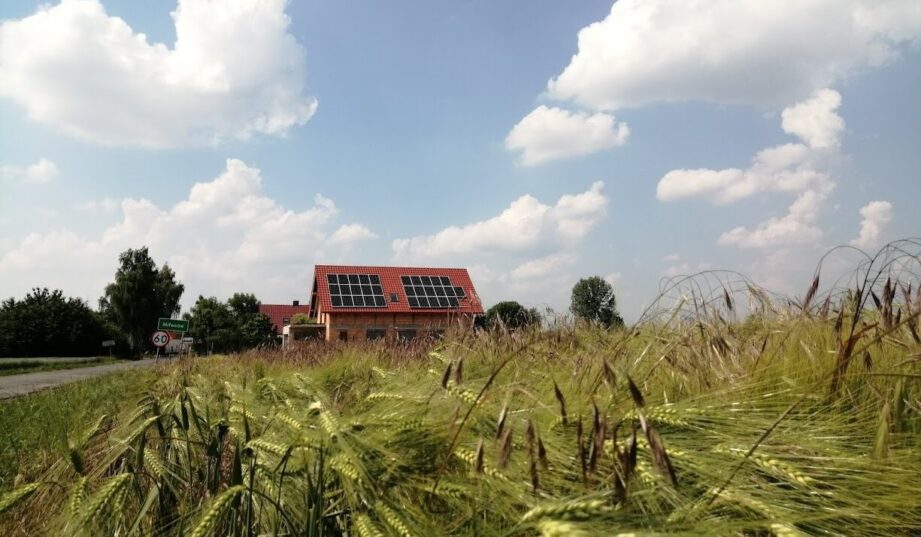 Cena energii od prosumentów znowu wzrosła, ale symbolicznie