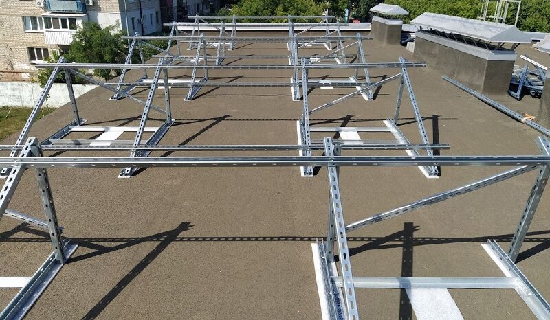 Ukraiński szpital dziecięcy wyposażony w instalację PV z magazynem energii