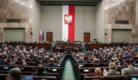 Sejm zamroził ceny energii na 2025 r. Co z bonem energetycznym?