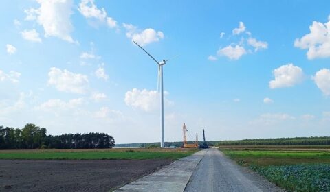 Deweloper mieszkaniowy zbudował własną farmę wiatrową