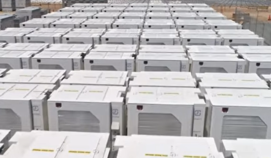 Amerykanie wzmocnią krajowy sektor magazynowania energii. Na stole 100 mld dolarów