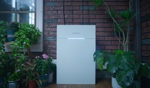 Mniej nowych magazynów energii u prosumentów. Duży skok w magazynach sieciowych