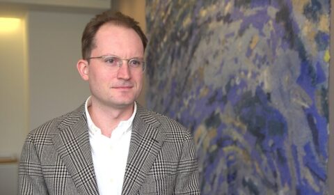 Biurokracja i chaos interpretacyjny spowalniają duże projekty PV w Polsce