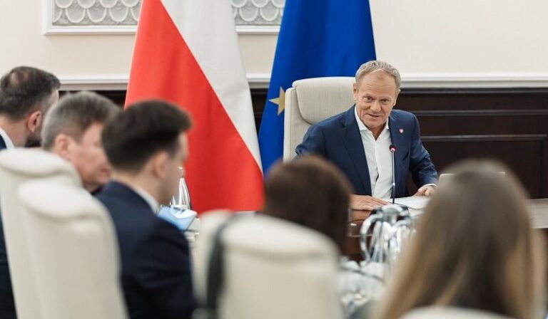 Rząd zdecydował o zmniejszeniu formalności w zakresie magazynów energii i turbin wiatrowych