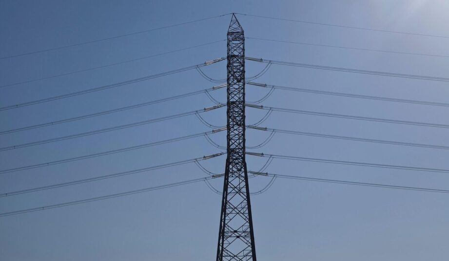 W Polsce jedne z najdroższych cen energii dla przemysłu. Jak je obniżyć?