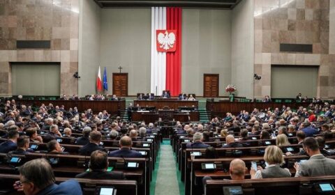 Sejm uchwalił ustawę wiatrakową. Do 20 tys. zł dla właścicieli domów, przy których staną wiatraki