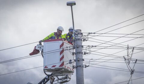 Operatorzy w Polsce wydają miliardy na sieci. Przyłączono już ponad 1,5 mln mikroinstalacji