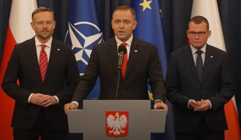 Miało być mniej biurokracji w OZE. Prezydent zgłosił weto