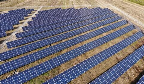 Sunly z pożyczką na budowę farm fotowoltaicznych