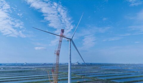 Chińczycy uruchomili potężną turbinę wiatrową o mocy 26 MW. To nowy rekord