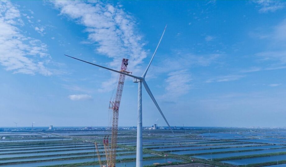 Chińczycy uruchomili potężną turbinę wiatrową o mocy 26 MW. To nowy rekord