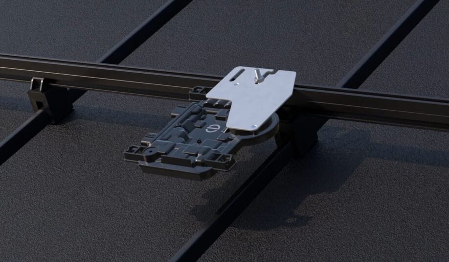 Technologia azotku galu w nowych mikroinwerterach Enphase Energy