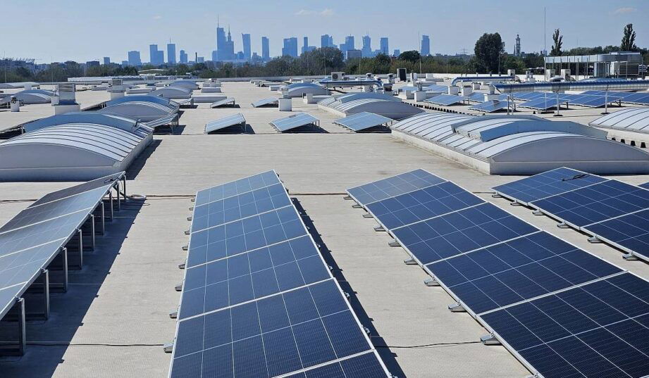 Zamiana dachów w elektrownie słoneczne