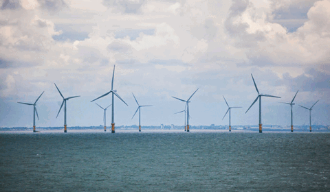 Senat przyjął ustawę o morskiej energetyce wiatrowej