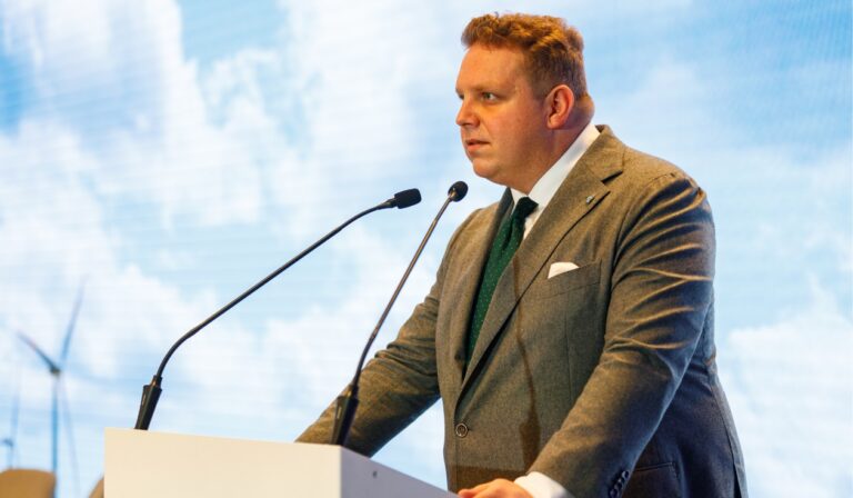 Chińskie turbiny wiatrowe na polskim Bałtyku? Europa zaczyna dostrzegać zagrożenie