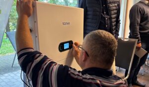 Certyfikowane szkolenia techniczne z montażu 3-fazowego SOFAR PowerALL oraz obsługi nowej aplikacji SOFAR Cloud szkolenia techniczne z montażu 3-fazowego SOFAR PowerALL oraz obsługi nowej aplikacji SOFAR Cloud