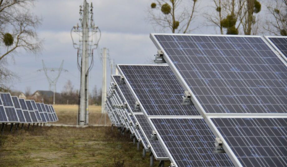 Komercyjne przyłączenia do sieci Energi. Kto może skorzystać?