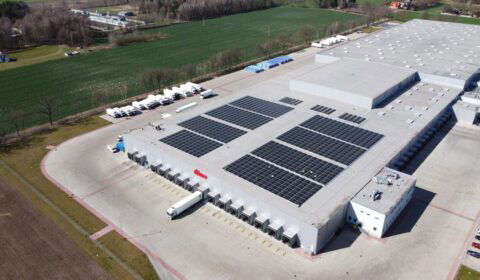 Avia Solar zainstaluje panele PV na sklepach Dino