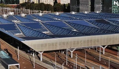 Dach fotowoltaiczny już zasila Dworzec Zachodni w Warszawie