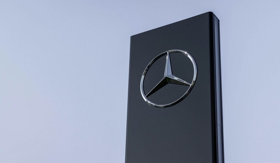 Mercedes-Benz rozwija zakład w Jaworze. Nową fabrykę zasili energia słoneczna