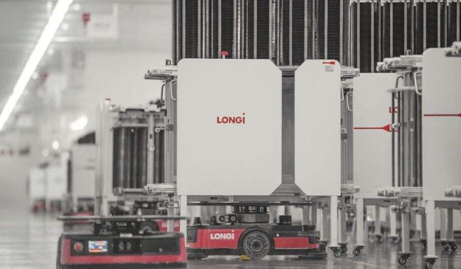 Elastyczny tandem perowskit/krzem osiąga sprawność 33,4 procent