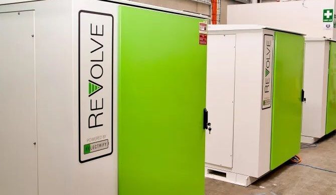 Producent pojazd&oacute;w zbudował magazyn energii z akumulator&oacute;w elektryk&oacute;w