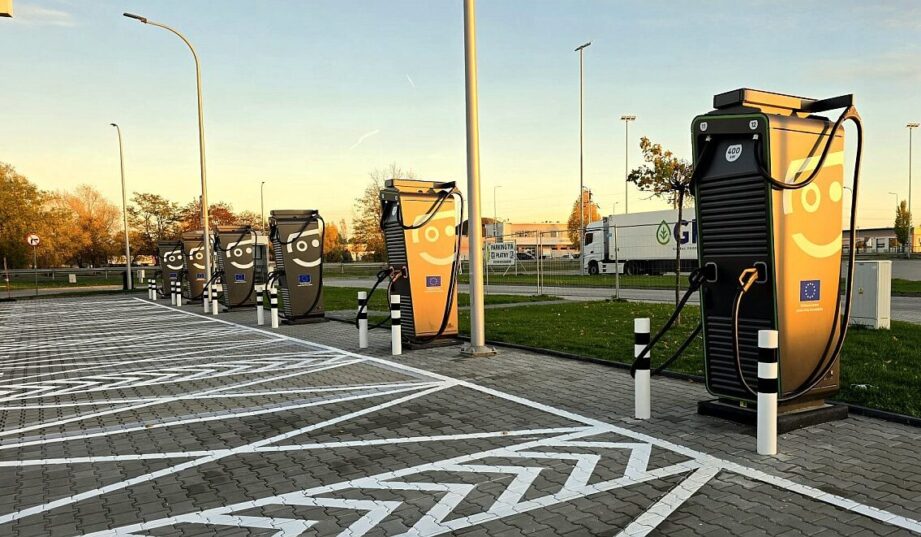 Greenway uruchomił stacje ładowania o mocach do 400 kW