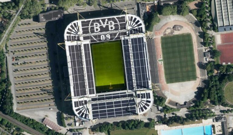 Kultowy klub piłkarski z największą "stadionową" instalacją PV na dachu