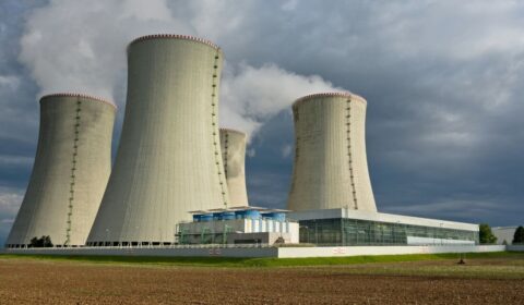 Zielone światło dla budowy pierwszej polskiej elektrowni jądrowej. Komisja Europejska zatwierdza pomoc publiczną