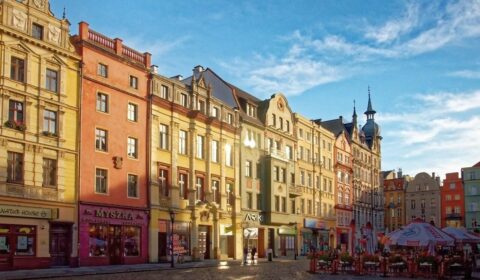 Pierwsze polskie miasto zelektryfikowało komunikację. Zasili ją własnymi instalacjami OZE