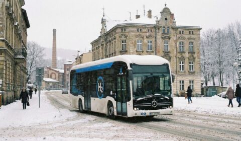 Kolejne autobusy wodorowe wyjadą jesienią na ulice Wałbrzycha