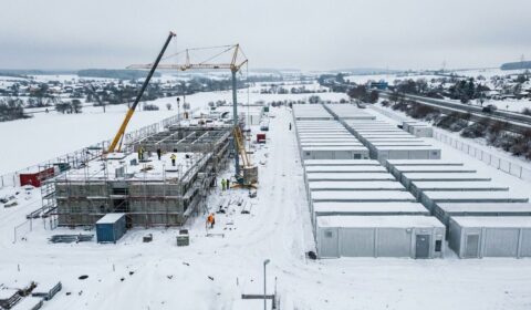 Nowy impuls po słabszym roku: Niemcy zn&oacute;w inwestują w magazyny energii