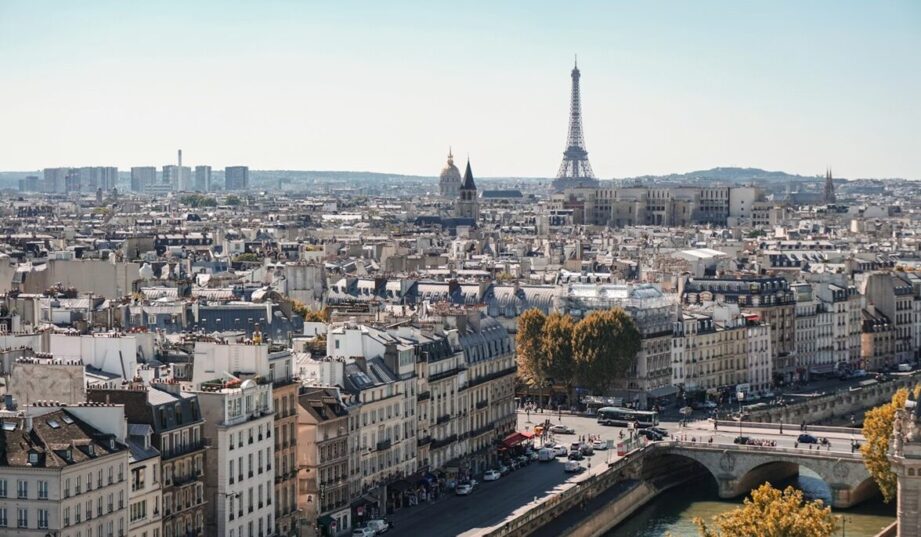 Francja zmniejsza ambicje w energetyce odnawialnej