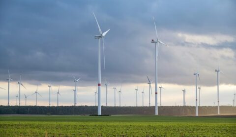 Obowiązek OZE bez opłaty zastępczej. Skorzystają producenci zielonej energii