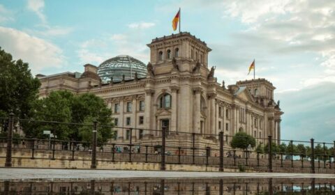 Rząd Niemiec chce zlikwidować wsparcie dla domowej fotowoltaiki