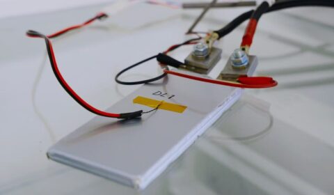 Przełom w rozwoju baterii ze stałym elektrolitem? Znamy wyniki kolejnych test&oacute;w
