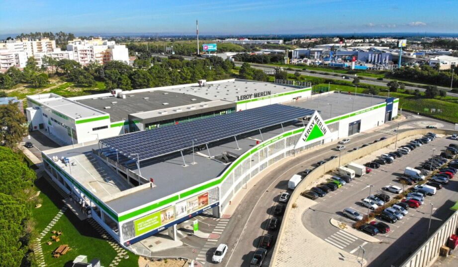 Fotowoltaika w kolejnych sklepach Leroy Merlin