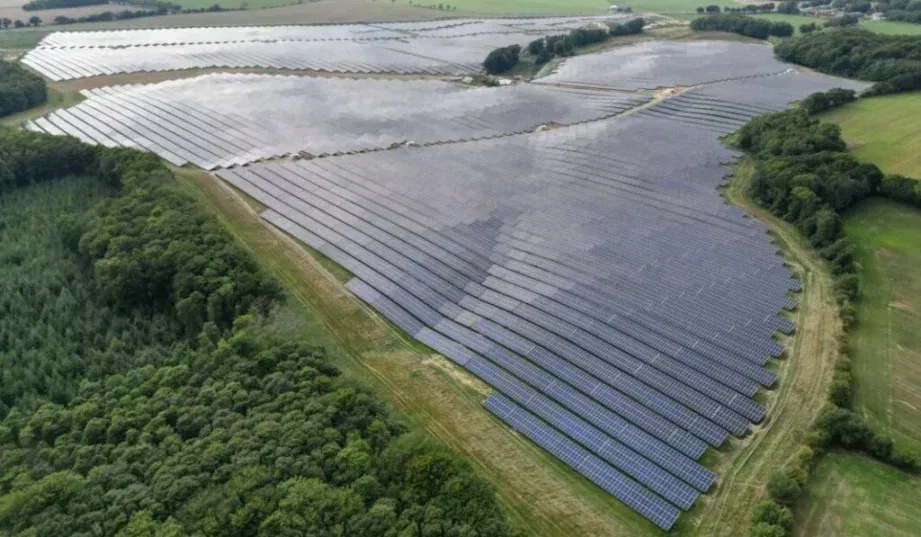 Greenvolt i Reel łączą siły przy jednym z największych hybrydowych projekt&oacute;w w Danii