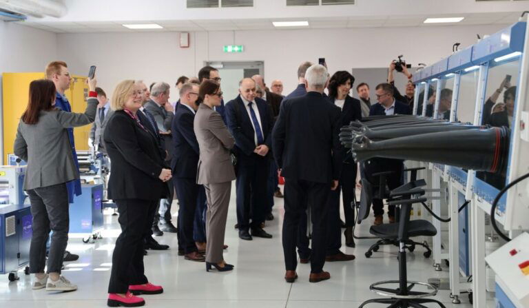 Ruszyła linia do testowania baterii. Poznań na mapie europejskich innowacji