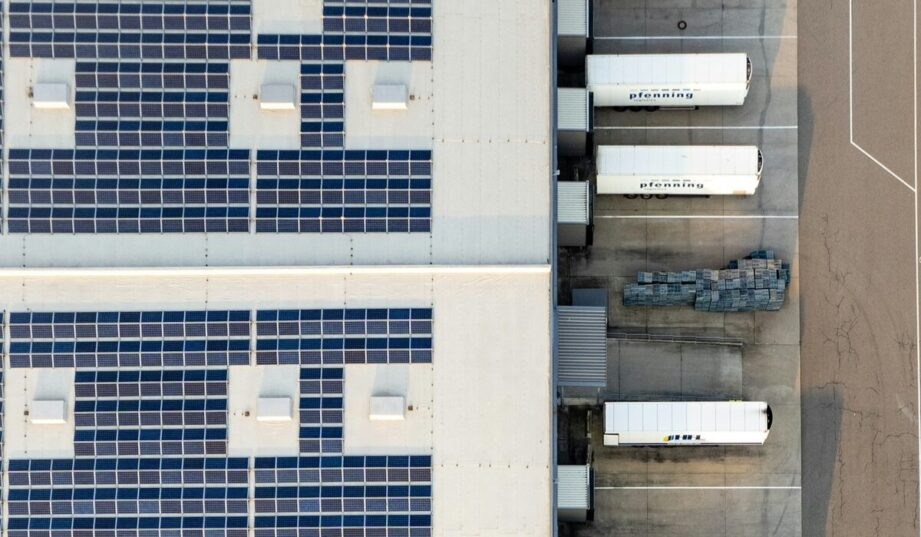 Energetyczna modernizacja z dopłatą. 36 przedsiębiorstw wprowadza programy wsparcia