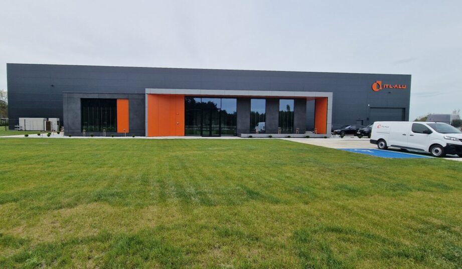 Automatyzacja i bezpieczeństwo w montażu PV &ndash; ITL wdraża innowacyjne uchwyty z elektrodami wyr&oacute;wnującymi potencjały