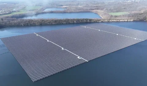 W Belgii ruszyła pływająca farma PV zasilająca zakłady przemysłowe