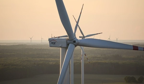 Ponad 3 miliardy złotych straty PGE za 2025. Duża zmiana w ostatnim kwartale