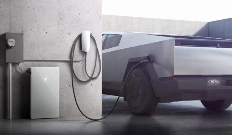 Tesla Cybertruck staje się domowym magazynem energii. W USA to już działa