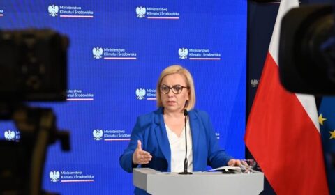 Nowy program dla wsi i blok&oacute;w. Rząd pozyskał p&oacute;ł miliarda zł na termomodernizację