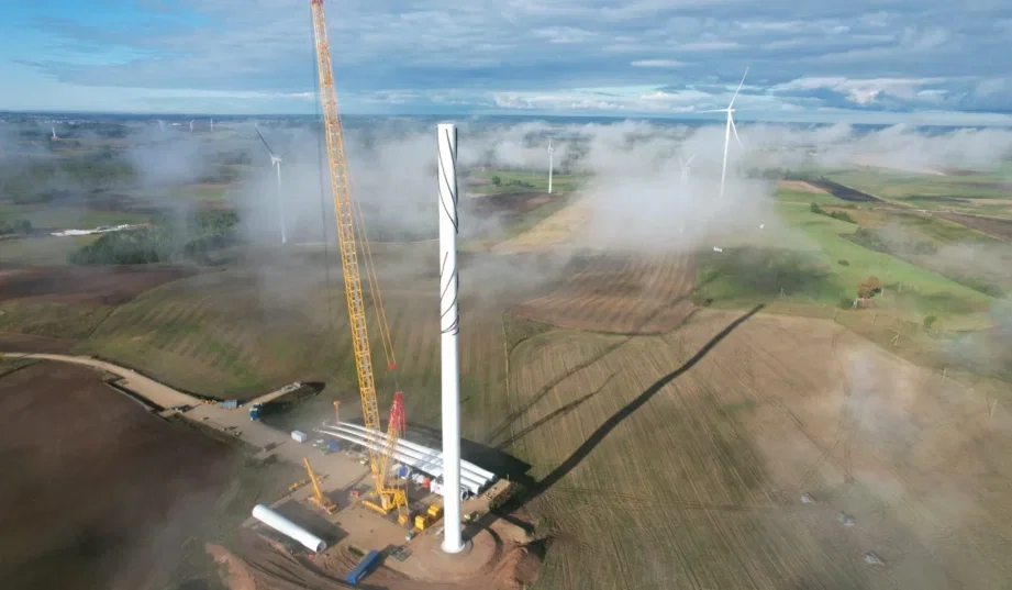 Na Litwie powstaje największa hybrydowa elektrownia OZE + BESS w regionie