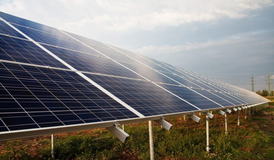 Wodociągi w Zielonej G&oacute;rze z własną farmą PV i magazynem energii. Ile zaoszczędzą?