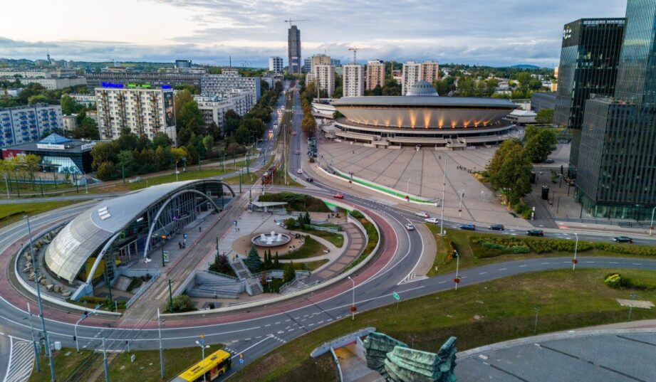 Katowice wprowadzają Strefę Czystego Transportu. Eksperci: to zdecydowanie za mało